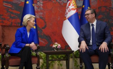 Pas takimit me Vuçiqin, shefja e Komisionit Evropian shpjegoi se çfarë do të thotë njohja “de facto” e Kosovës nga Serbia