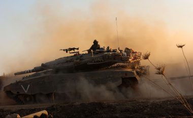 Ministri i Mbrojtjes i Izraelit u thotë ushtarëve të tij se së shpejti do ta shohin Gazën “nga brenda”