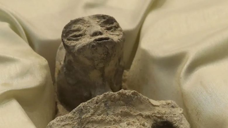 Mumiet e gjetura në minierat e Peru-së dhe të prezantuara në Meksikë mund të jenë ‘më të frikshme se alienët’