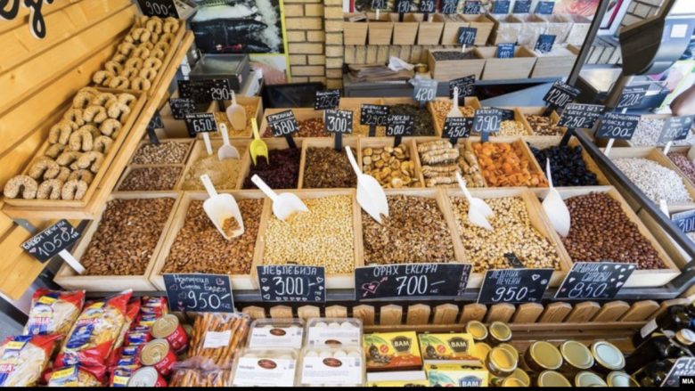 Qindra artikuj ushqimorë “luksi” shtrenjtohen në Maqedoni