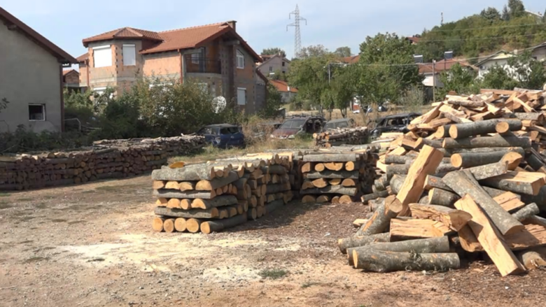 Çmimet e drunjëve në Maqedoni, shitësit thonë se çmimi është ulur por edhe kërkesat
