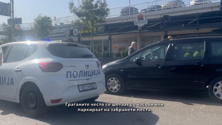Shkup: Uzurpojnë vende publike dhe u marrin para për parking qytetarëve