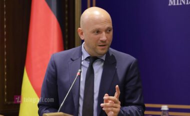 Sarrazin: Evropianët kanë të njëjtat qëndrime për sanksionet ndaj Dodikut