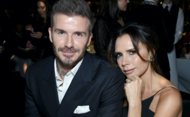 Victoria Beckham zbulon se David e la të shtrirë në spital për një set fotografik me Jennifer Lopez