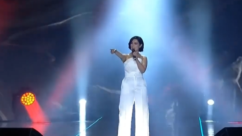 Anjeza Shahini interpreton “Image of You” në Festivalin e Këngës në RTK, këngë me të cilën Shqipëria debutoi në Eurovision në vitin 2004