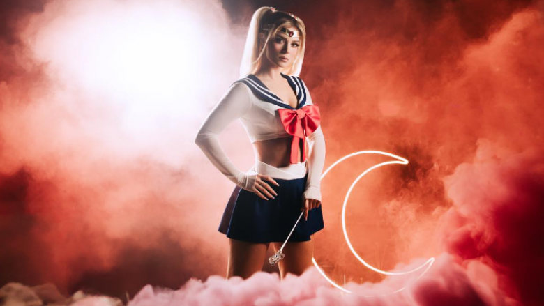 Nita Latifi transformohet në personazhin e “Sailor Moon” për Halloween