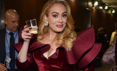 Adele thotë se ka hequr dorë nga alkooli