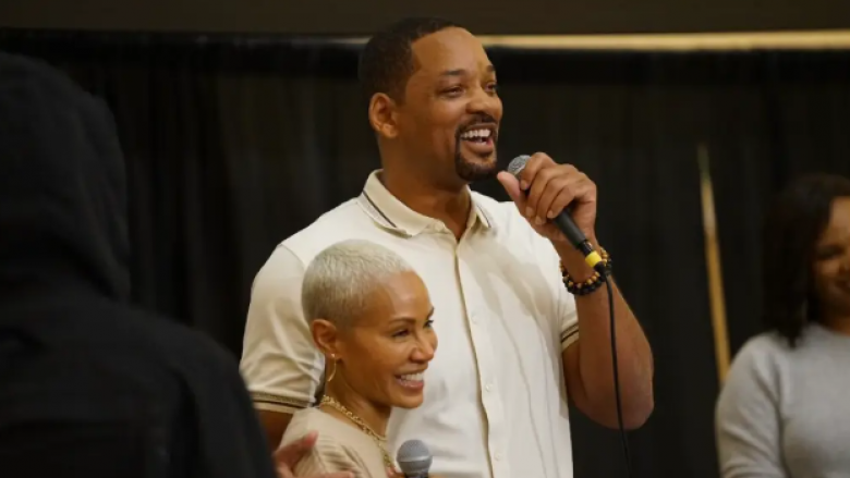 Will Smith befason Jada Pinkett Smith në skenë: Marrëdhënia jonë është brutale dhe e bukur