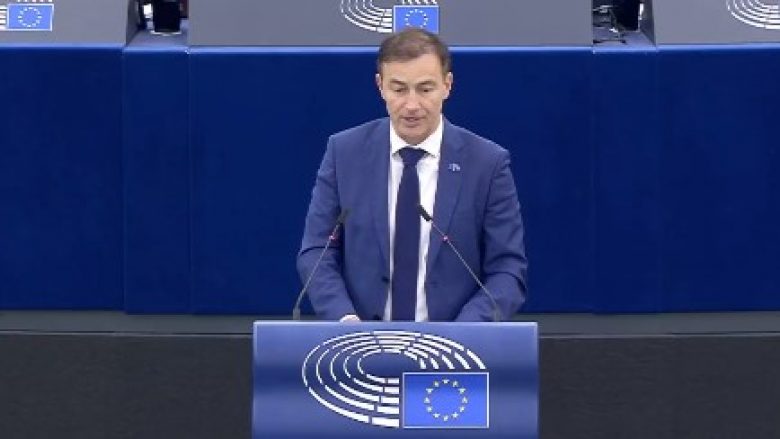 Eurodeputeti nga Bullgaria: Sulmi terrorist ndaj Kosovës nuk mund të përsëritet, Serbia të zgjedh anë – ose me BE-në ose me Rusinë