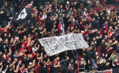 “Afrim Bunjaku, hero i kombit” – transparenti në ndeshjen Shqipëri – Bullgari