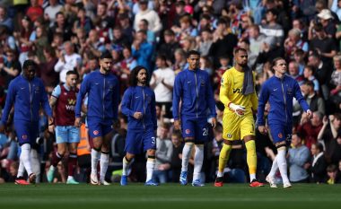 Chelsea mund të përballet me heqje të pikëve, Liga Premier ka nisur hetimet për dy transferime të bëra vite më parë