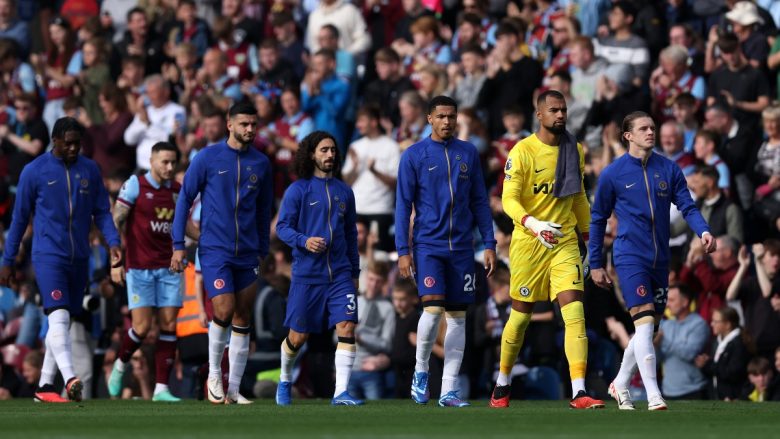 Chelsea mund të përballet me heqje të pikëve, Liga Premier ka nisur hetimet për dy transferime të bëra vite më parë