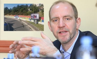 Bieber: Muralet “Kur ushtria të kthehet në Kosovë” të shkruara në Serbi, sinjal se si qeveria dëshiron që shoqëria të mendojë për Kosovën