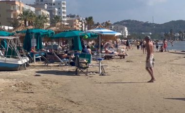 Plazhet shqiptare të mbushura edhe në tetor