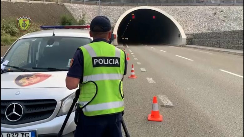 Të dehur apo pa lejedrejtimi, 49 shoferë në pranga gjatë tetorit në Elbasan