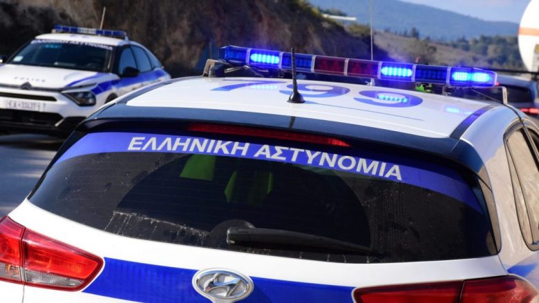 Shqiptari vret me çifte kunatin në Greqi, vetëdorëzohet pas krimit