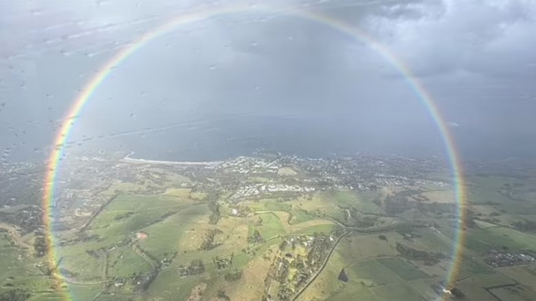 Australiani zbulon “të vërtetën e pabesueshme për ylberin”: fenomeni natyror nuk është ashtu siç mendoni ju