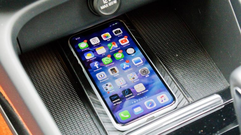 “Blloku” i karikimit me ‘wireless’ e BMW mund të dëmtojë programin Apple Pay tek iPhone 15 Pro