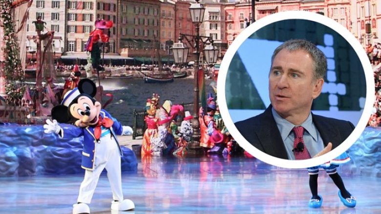 Miliarderi amerikan pagoi udhëtim në Disneyland për 1,200 punonjësit e tij dhe familjet e tyre