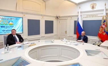 Putin: Duhet të mendojmë se si ta ndalojmë tragjedinë në Ukrainë, kurrë nuk kemi refuzuar të marrim pjesë në bisedimet e paqes