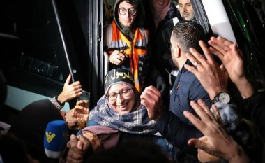 Izraeli liron 33 palestinezë të burgosur, një prej tyre rrëfen tmerrin e përjetuar