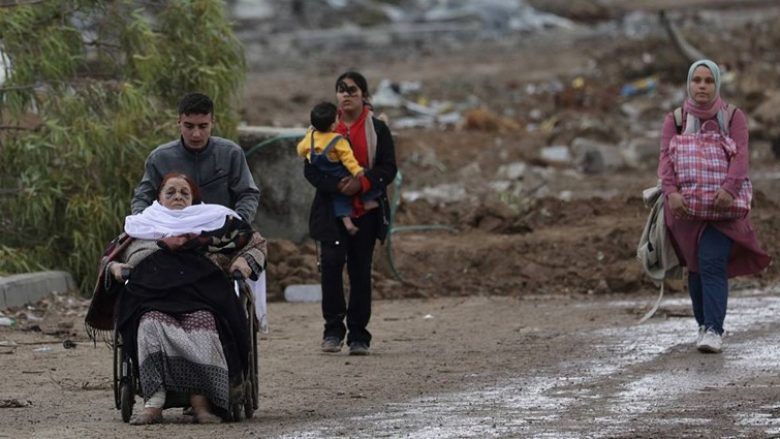 OBSH: Në Gaza, më shumë njerëz mund të vdesin nga sëmundjet sesa nga bombardimet