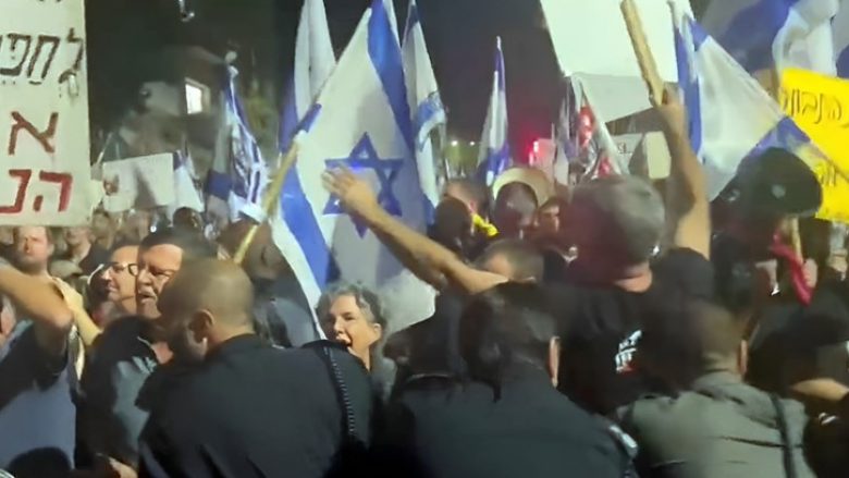 Izraelitët protestuan para shtëpisë së Netanyahut