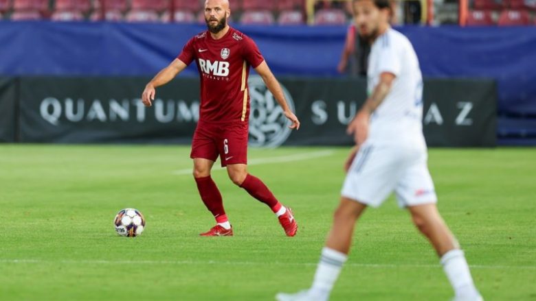 Arlind Ajeti gjen golin me Cluj, ndihmon skuadrën të ngjitet në vendin e parë
