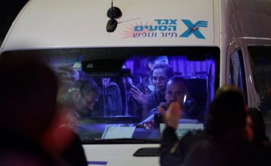 Arrihet marrëveshja, zgjatet edhe për një ditë armëpushimi Izrael-Hamas