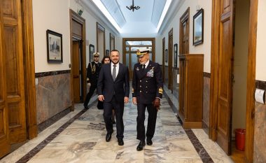 Maqedonci takohet me kryesuesin e ardhshëm të Komitetit të NATO-s, ruajtja e stabilitetit në Ballkan përbën prioritet