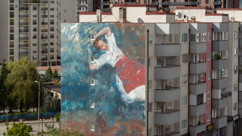 Ferizaji synohet të shndërrohet “Qyteti i Muraleve”, mbi 100 murale përcjellin mesazhe të fuqishme