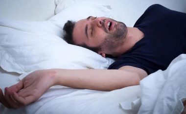 Pse flasim në gjumë? Arsyeja nuk është gjithmonë e padëmshme, ndonjëherë tregon këtë çrregullim