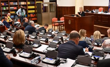 Vazhdon seanca e Komisionit Hetimor për rastin e Onkologjisë në Maqedoni