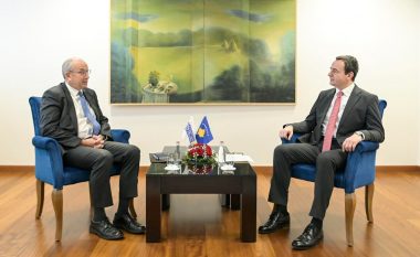 Kurti dhe shefi i OSBE-së në Kosovë, diskutojnë për sulmin terrorist të 24 shtatorit