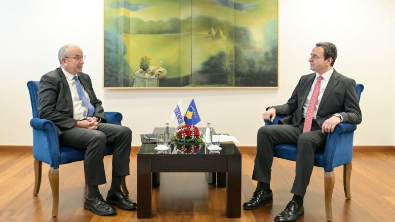 Kurti dhe shefi i OSBE-së në Kosovë, diskutojnë për sulmin terrorist të 24 shtatorit
