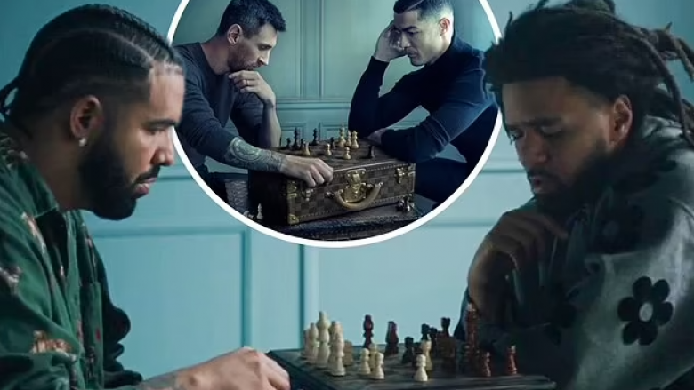Drake dhe J. Cole rikrijojnë foton ikonike të Cristiano Ronaldos dhe Lionel Messit duke luajtur shah