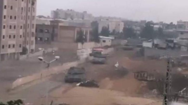Pas sulmeve, tanket izraelite hyjnë në territorin e një spitali në veri të Gazës