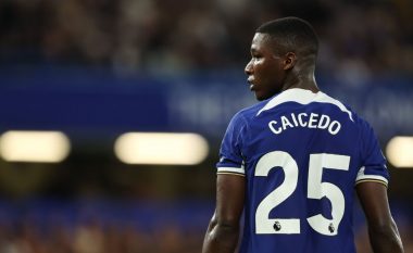 Moises Caicedo pranon se biseda me yllin e Chelseat bëri që ai të refuzojë ofertën e Liverpoolit