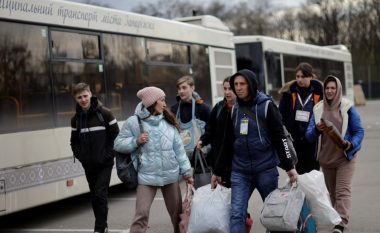 Gati 5 milionë njerëz të zhvendosur brenda Ukrainës