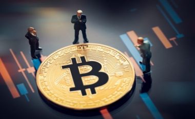 Bitcoin është rritur 120 për qind këtë vit, Forbes tregon se çfarë të bëni me kriptovalutat e tjera