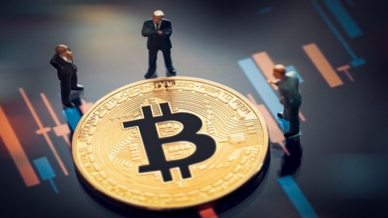 Bitcoin është rritur 120 për qind këtë vit, Forbes tregon se çfarë të bëni me kriptovalutat e tjera