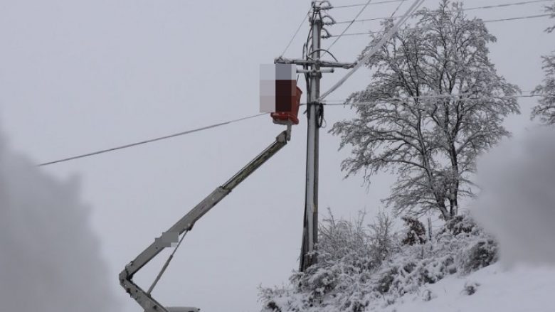 Bora lë pa rrymë disa distrikte, KEDS: Po punojmë që të kthehet në normalitet furnizimi me energji elektrike
