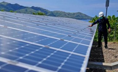 Indonezia bën thirrje për veprim të shpejtë për një investim prej 20 miliardë dollarësh për energjinë e gjelbër