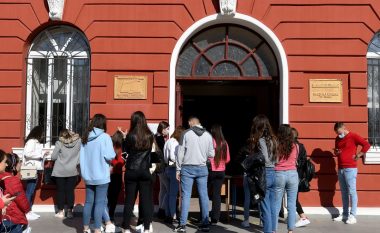 Arsimimi i të rinjve, EUROSTAT e rendit Shqipërinë në fund