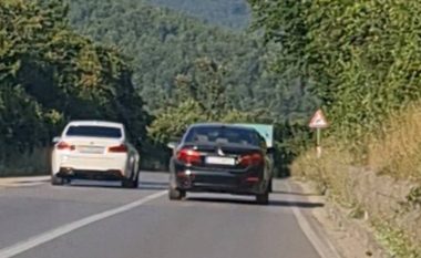 Gjobë ndaj dy shoferëve për tejkalim në vijë të plotë në Ferizaj