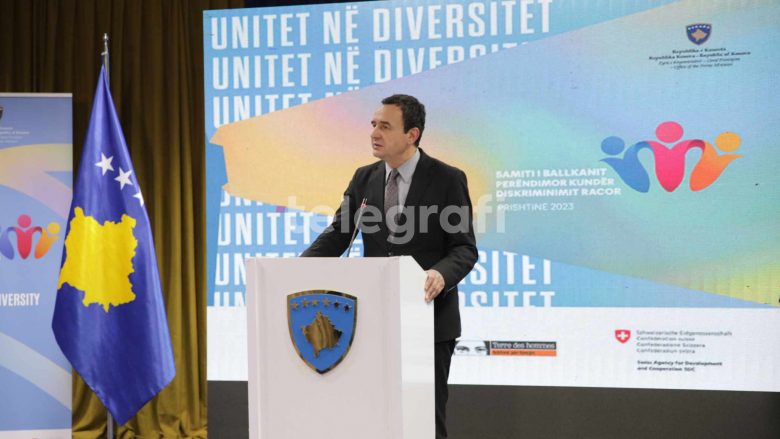 Kurti: I papranueshëm e i padurueshëm, diskriminimi racor në Kosovë