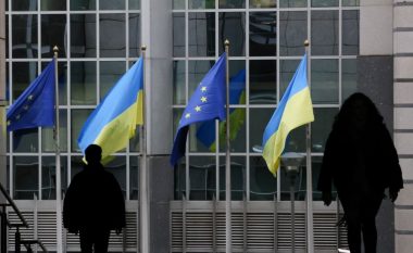 BE rekomandon nisjen e bisedimeve të anëtarësimit të Ukrainës kur "të plotësohen kushtet e jashtëzakonshme"