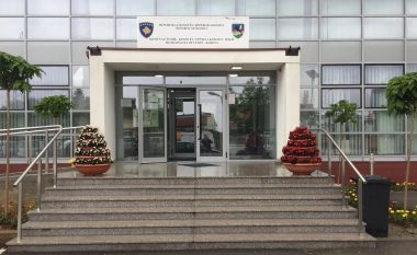Arrest shtëpiak ndaj drejtorit të Shërbimeve Publike në Fushë Kosovë
