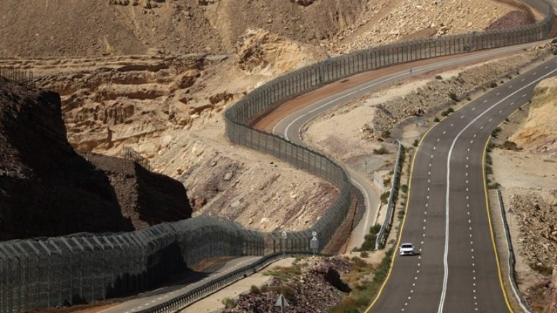 Çifti nga Maqedonia e Veriut që ishte bllokuar në Gaza ka arritur në Kajro