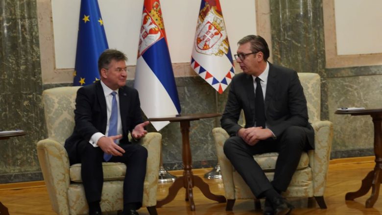 Lajçak në Beograd, diskuton me Vuçiqin hapat e mëtejshëm për zbatimin e Marrëveshjes për normalizim
